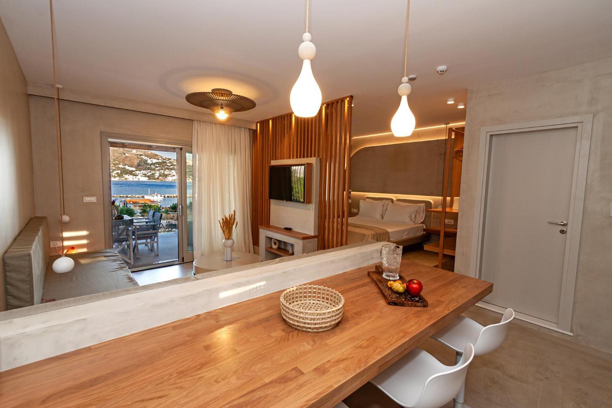 Pefki Luxury Suites Telendos エクステリア 写真